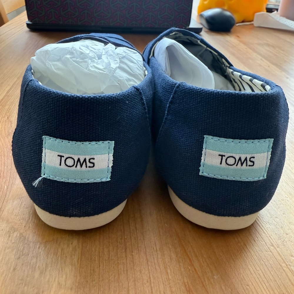 TOMS Navy Canvas Slip-On Shoes
